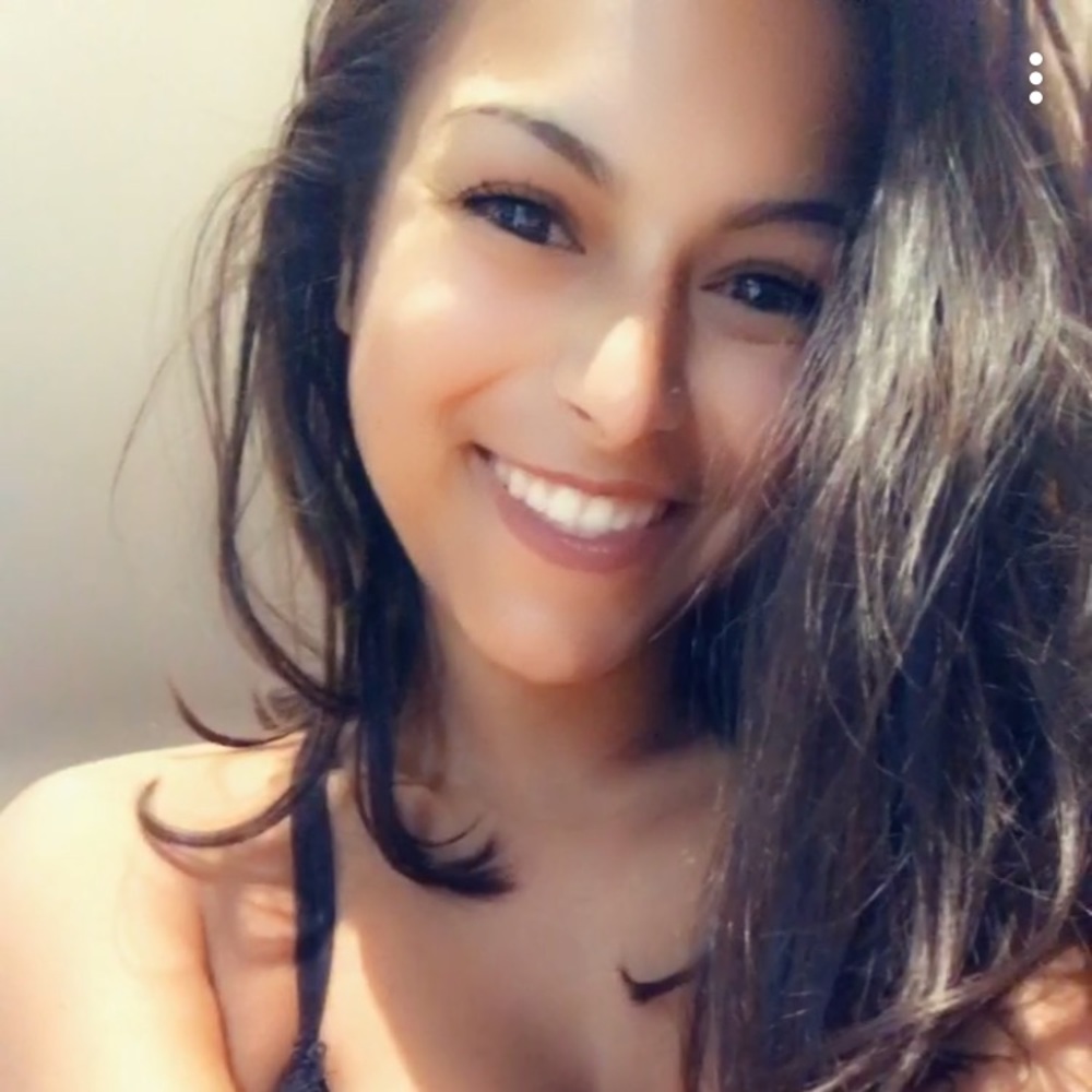 Meet your Posher, Adriana